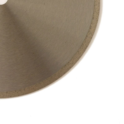 Κρύος Τύπος 14 συνεχής λεπίδα διαμαντιών πλαισίων ίντσας 350×2.2/3.2×10×25.4mm×24T για το μύλο γωνίας